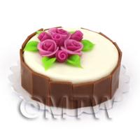 Miniature Round White And Dark Chocolate Cake 