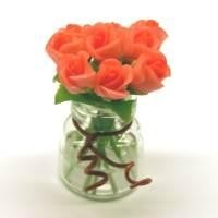 9 Miniature Pink Roses in a Short Glass Vase 