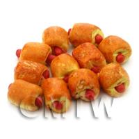 Dolls House Miniature Party Sausage Roll