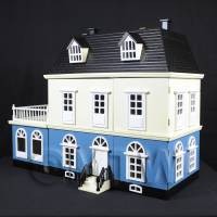 The Wiltshire Country Dolls House 