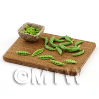 Dolls House Miniature Handmade Podding Peas Preparation Board